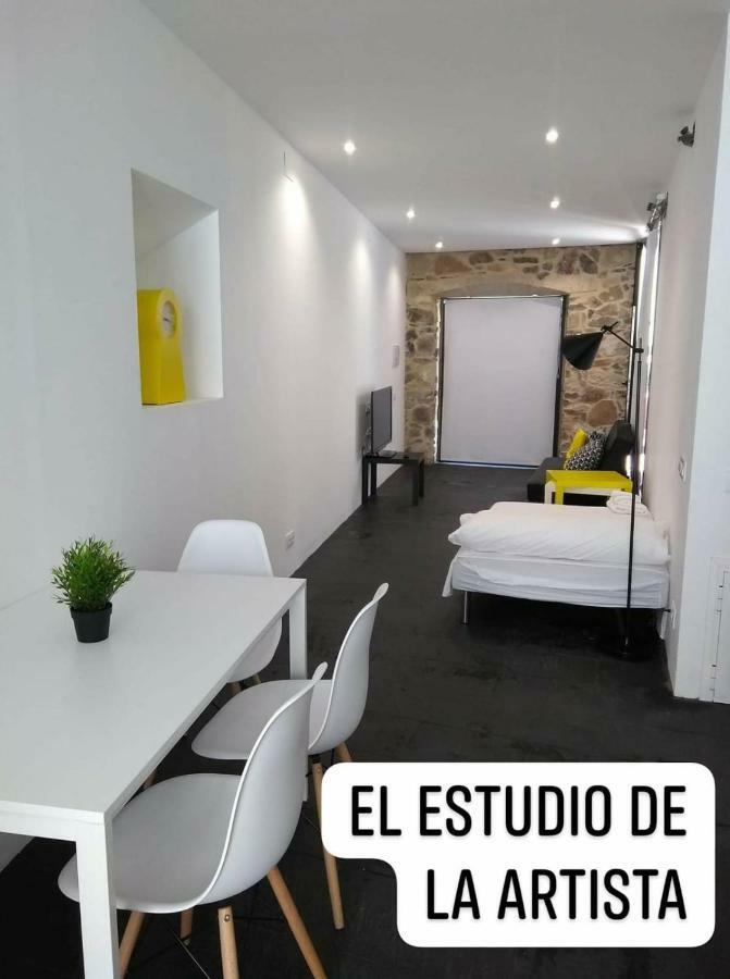 El Estudio De La Artista - El Casar De Leo Alburquerque Exterior photo